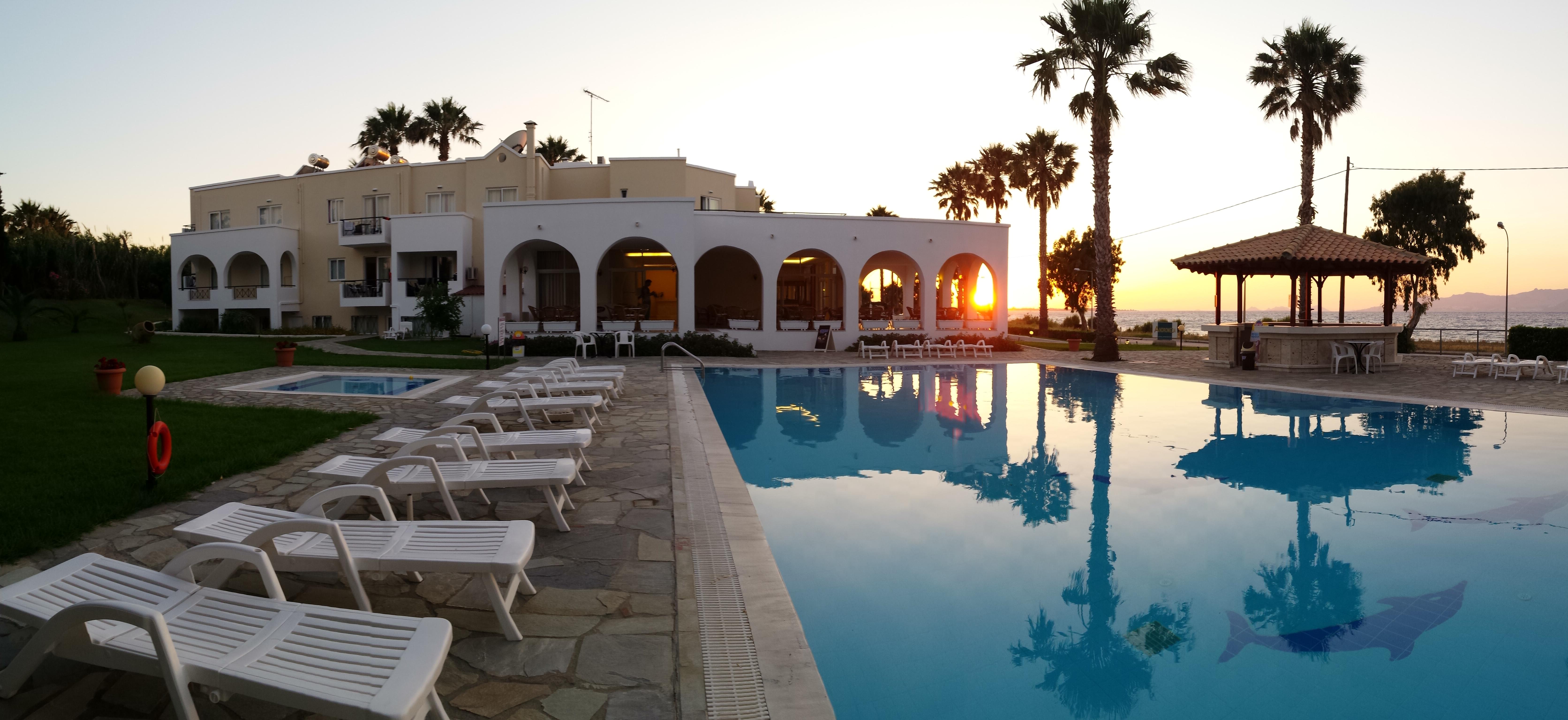 Andromeda Hotel Apartments Псалиди Экстерьер фото